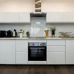 Rumbach 2022 Modern Apartment